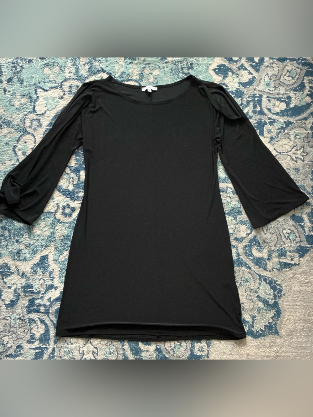 Annalee+Hope black cold shoulder dress. Size Large.